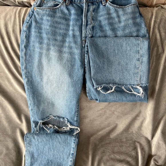 BlankNYC The Baxter Ribcage Straight leg distressed jeans - Picture 3 of 14